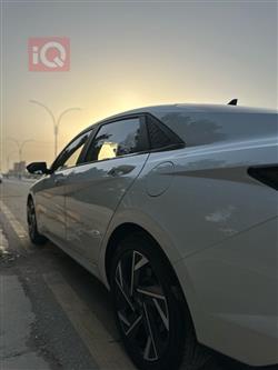 هیوندای ئەلەنترا